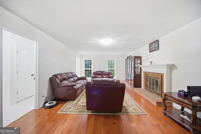 1875 Dovonshire Road SW, Marietta, GA 30064