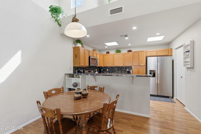 14300 W BELL Road 211, Surprise, AZ 85374
