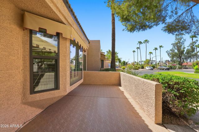 14300 W BELL Road 211, Surprise, AZ 85374