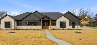 509 Emma Street, Grandview, TX 76050