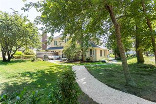 112 Harrison Avenue B, Newport, RI 02840