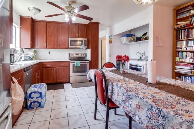 201 Treewood Street, San Diego, CA 92114