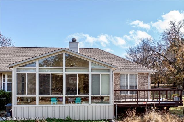 2325 N River Road, Lavaca, AR 72941