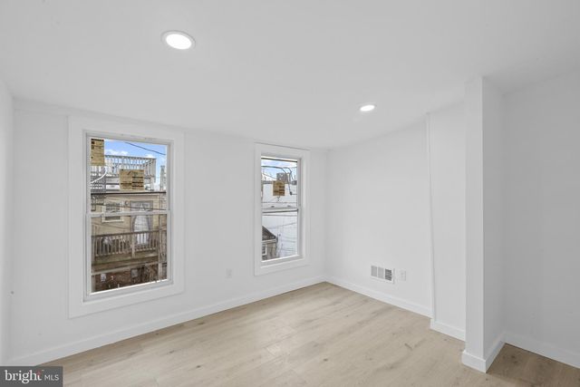 1217 GLYNDON AVE, Baltimore, MD 21223