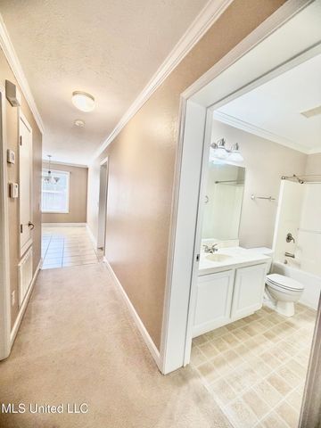 5 Bridgefield Court, Hattiesburg, MS 39402