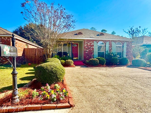 5 Bridgefield Court, Hattiesburg, MS 39402