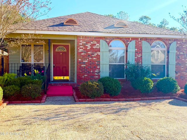 5 Bridgefield Court, Hattiesburg, MS 39402
