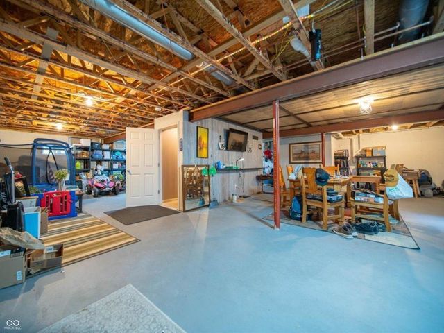16111 Matlock Circle, Westfield, IN 46074