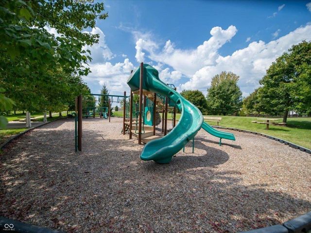 16111 Matlock Circle, Westfield, IN 46074