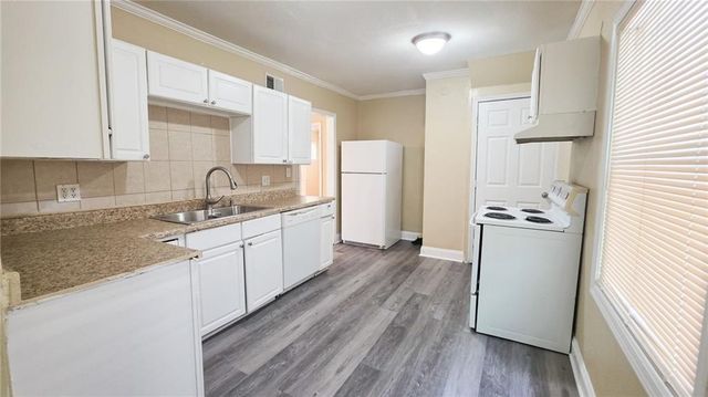 3419 College Avenue, Kansas City, MO 64128