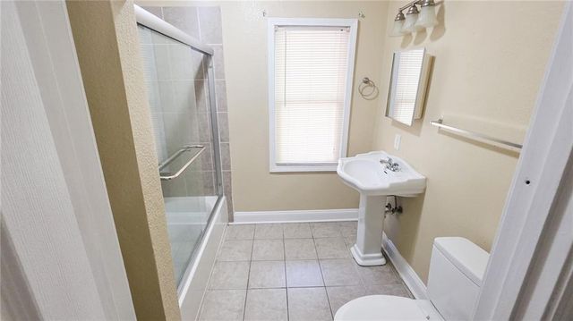 3419 College Avenue, Kansas City, MO 64128