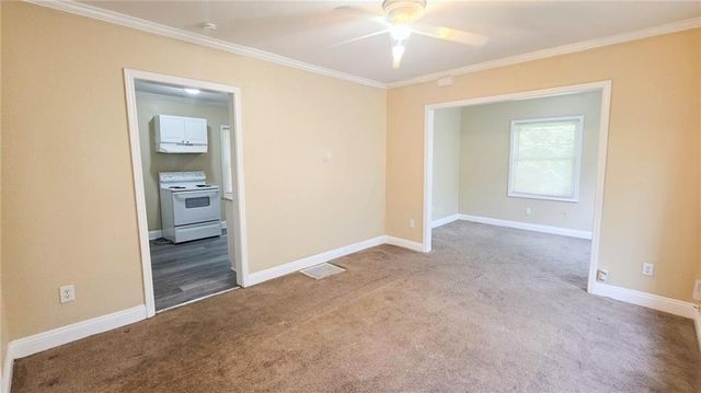 3419 College Avenue, Kansas City, MO 64128
