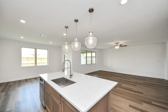 4042 Colony Lane, Missouri City, TX 77459