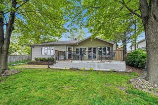 9525 Woodlawn Drive, Portage, MI 49002