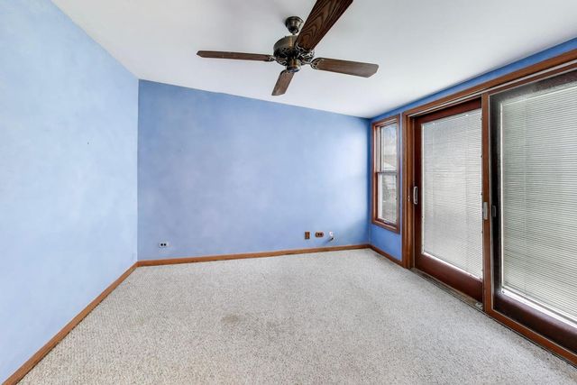 8334 N New England Avenue, Niles, IL 60714