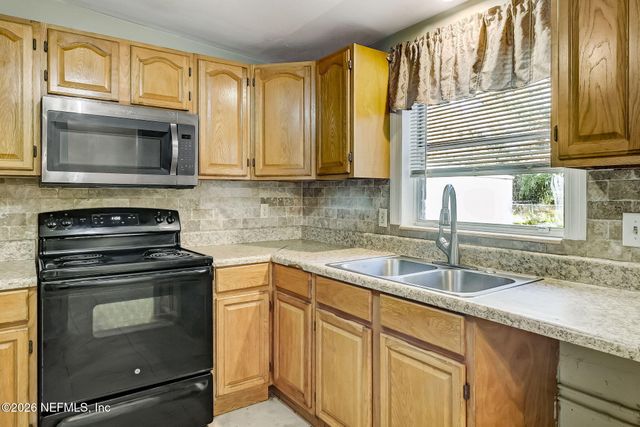 3223 VICTORIA PARK Road, Jacksonville, FL 32216