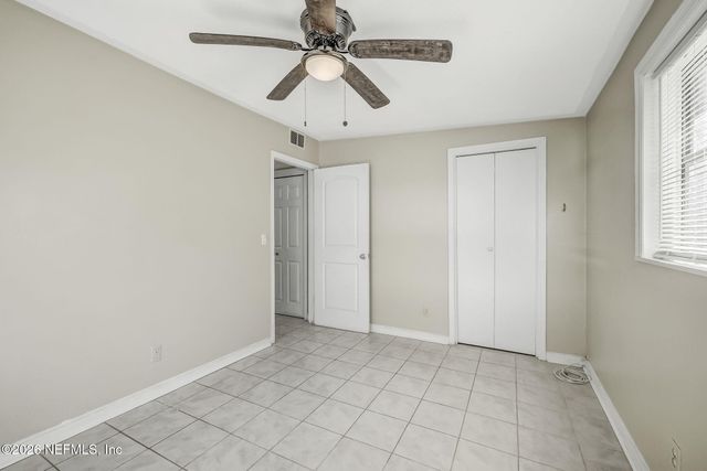 3223 VICTORIA PARK Road, Jacksonville, FL 32216