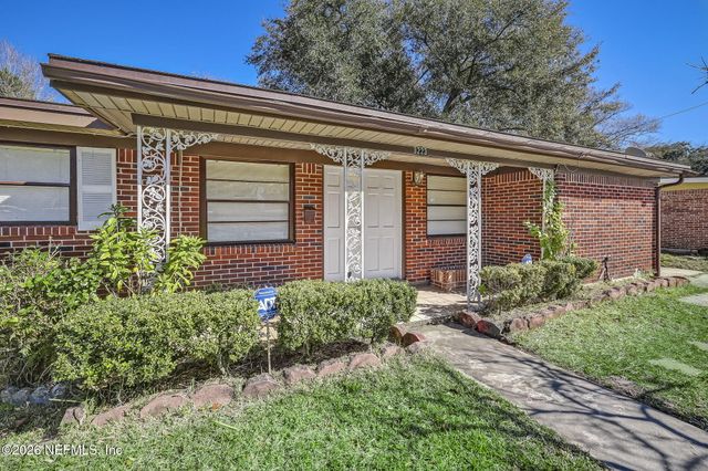 3223 VICTORIA PARK Road, Jacksonville, FL 32216