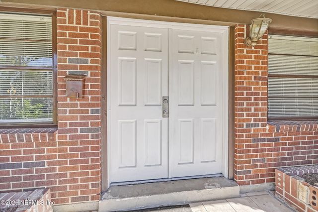 3223 VICTORIA PARK Road, Jacksonville, FL 32216