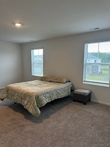 179 Aviana Avenue, Hobart, IN 46342