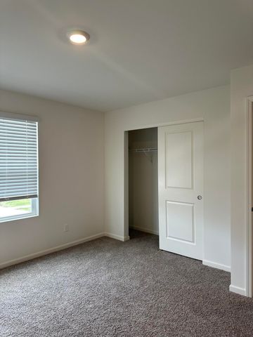 179 Aviana Avenue, Hobart, IN 46342