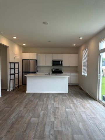 179 Aviana Avenue, Hobart, IN 46342