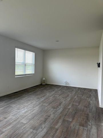 179 Aviana Avenue, Hobart, IN 46342