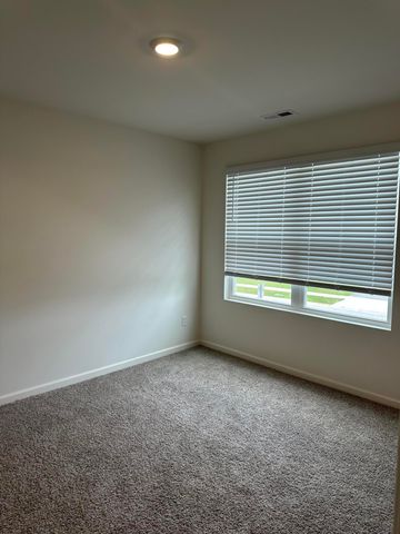 179 Aviana Avenue, Hobart, IN 46342