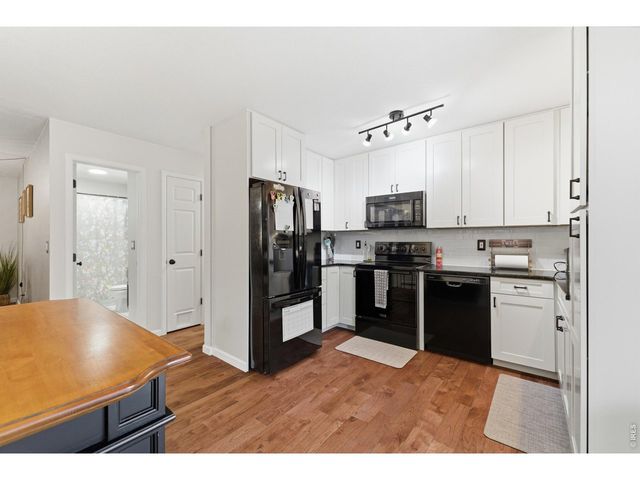 216 Chestnut St, Windsor, CO 80550