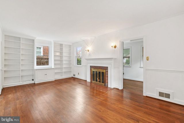 5008 44TH ST NW, Washington, DC 20016