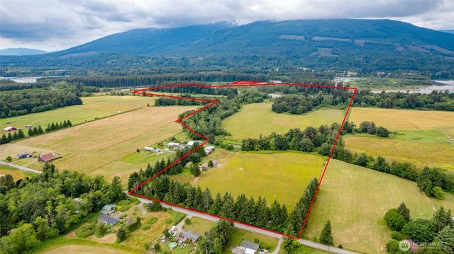 30825 Walberg Road, Sedro Woolley, WA 98284