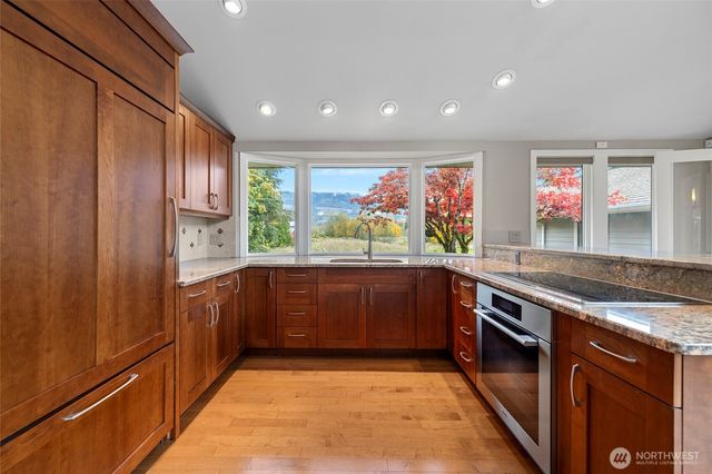 30825 Walberg Road, Sedro Woolley, WA 98284