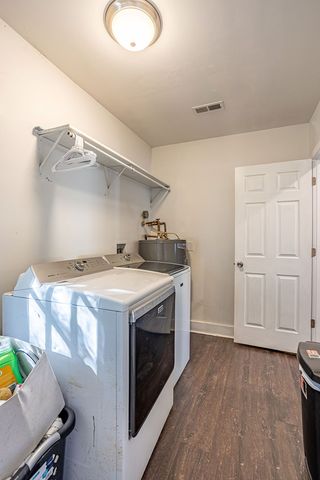 205 Petunia, Taylor, AL 36301