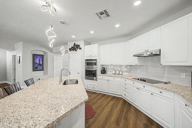 14426 W AVALON Drive, Goodyear, AZ 85395