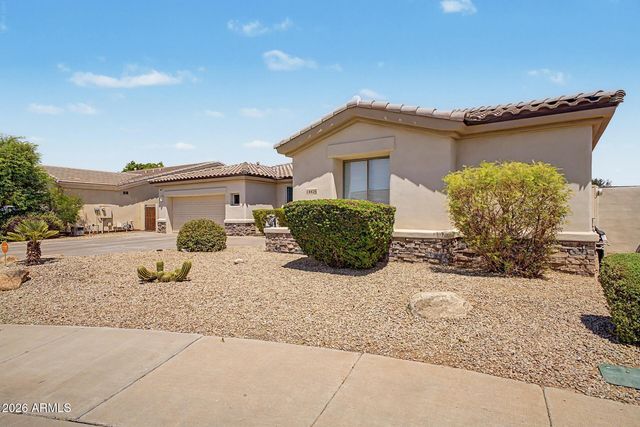14426 W AVALON Drive, Goodyear, AZ 85395