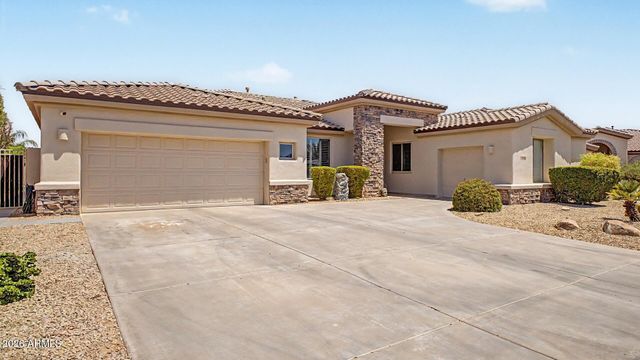 14426 W AVALON Drive, Goodyear, AZ 85395