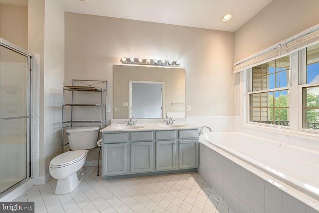 42990 MATTIES TER, Chantilly, VA 20152