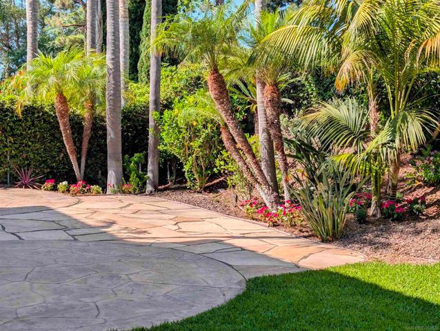 7049 Surfbird Circle, Carlsbad, CA 92011