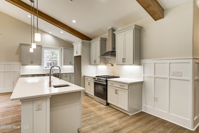 1073 Ridge Walk Way NW, Calabash, NC 28467