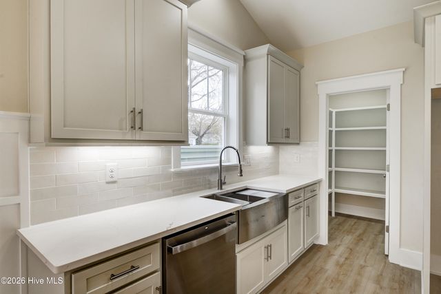 1073 Ridge Walk Way NW, Calabash, NC 28467