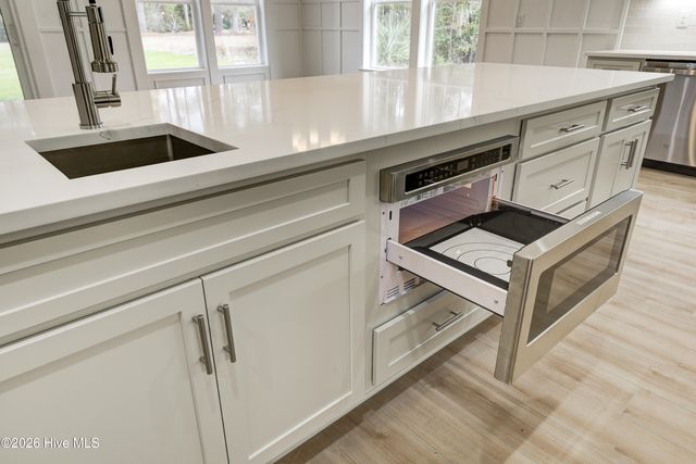 1073 Ridge Walk Way NW, Calabash, NC 28467