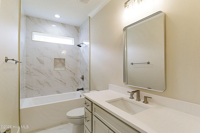 1073 Ridge Walk Way NW, Calabash, NC 28467