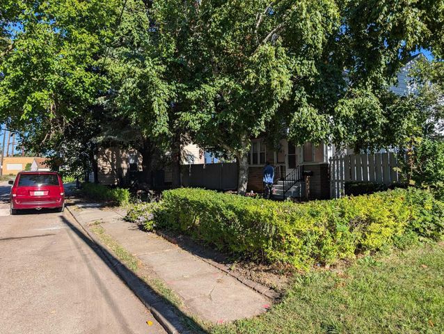 40 W Benson Street, Ecorse City, MI 48229