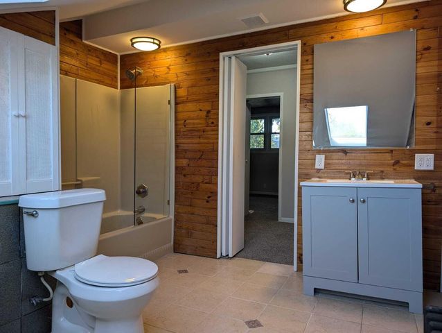 40 W Benson Street, Ecorse City, MI 48229