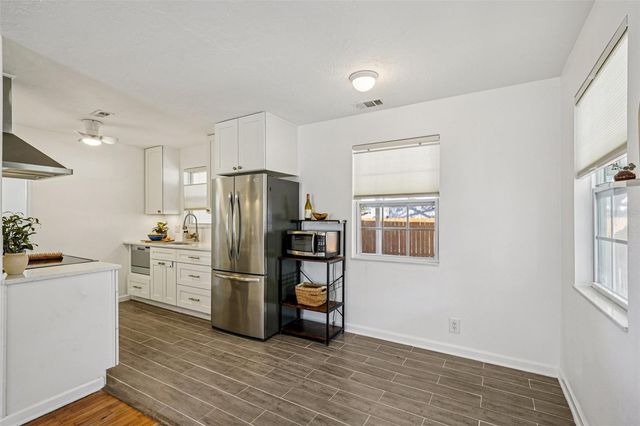 3927 10TH AVENUE N, St Petersburg, FL 33713