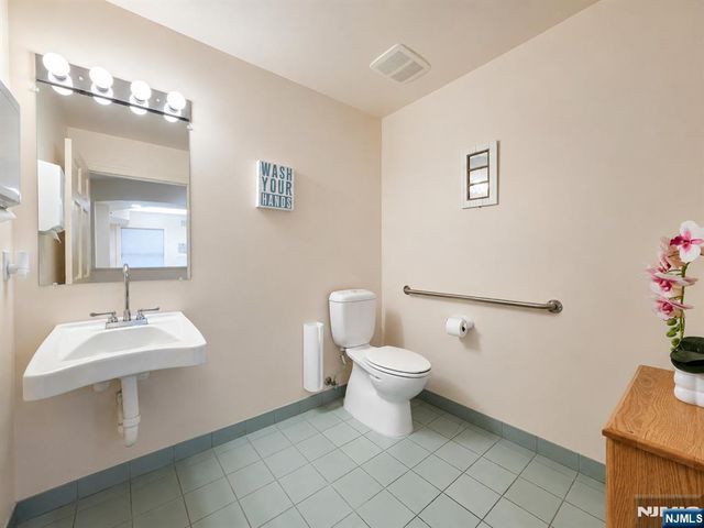 50 Midland Avenue 101, Kearny, NJ 07032