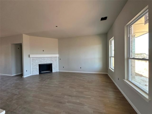 1016 Redwood Creek Drive, Yukon, OK 73099