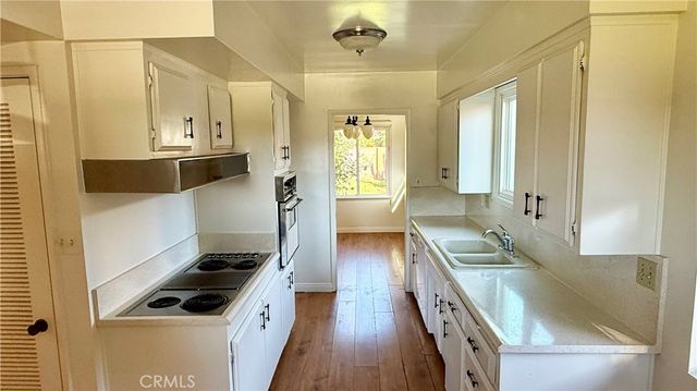 16121 Liggett, North Hills, CA 91343