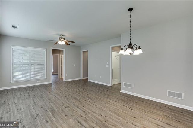 6160 Longleaf Drive, Hoschton, GA 30548