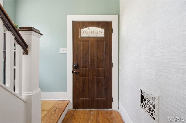 11165 Old Halls Ferry Road, St Louis, MO 63136